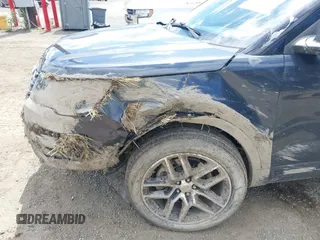 2017 Ford Explorer Sport z VIN 1FM5K8GT4HGA62529, wystawiony jako IAAI lot #42251372 z przebiegiem 75 099 mil mil oraz . Historia ofert i sprzedaży dostępna na DreamBid. Obrazek 6.