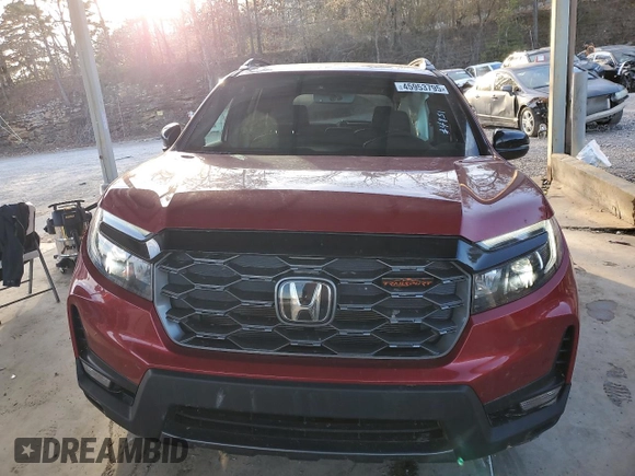 2024 Honda Passport TrailSport with VIN 5FNYF8H64RB019688, listed as a Copart auction lot 45953795 with 14,943 mi miles and Salvage title. Bid and sale history available at DreamBid. Image 5.
