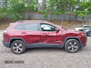 2019 Jeep Cherokee Limited with VIN 1C4PJMDX3KD235353, listed as a IAAI auction lot 42356341 with 104,109 mi miles and . Bid and sale history available at DreamBid. Image 13.