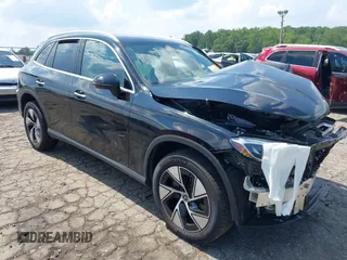 2024 Mercedes-Benz GLC 300 z VIN W1NKM4HB1RF142886, wystawiony jako IAAI lot #42569554 z przebiegiem Nie podano mil oraz . Historia ofert i sprzedaży dostępna na DreamBid. Obrazek 1.