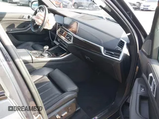 2021 BMW X5 xDrive45e with VIN 5UXTA6C00M9D24349, listed as a IAAI auction lot 41458445 with 43,116 mi miles. Bid and sale history available at carsss.com. Image 5.