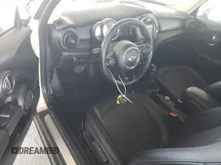 2017 MINI Hardtop Cooper with VIN WMWXP5C34H2G60846, listed as a Copart auction lot 56075995 with 94,643 mi miles and Clean Title. Bid and sale history available at DreamBid. Image 8.