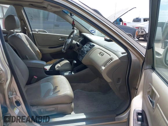 2002 Honda Accord EX z VIN 1HGCG16502A014058, wystawiony jako IAAI lot #42030847 z przebiegiem 160 708 mil mil oraz . Historia ofert i sprzedaży dostępna na DreamBid. Obrazek 5.