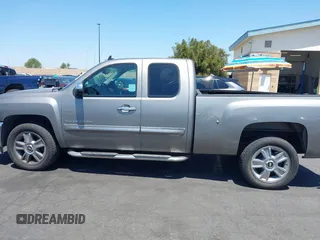 2013 Chevrolet Silverado 1500 LT with VIN 1GCRCSE07DZ139028, listed as a IAAI auction lot 42153434 with 89,181 mi miles and . Bid and sale history available at DreamBid. Image 14.