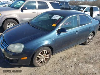 2006 Volkswagen Jetta Sedan 2.5L with VIN 3VWRF71K26M772095, listed as a IAAI auction lot 41706041 with NaN miles. Bid and sale history available at carsss.com. Image 2.