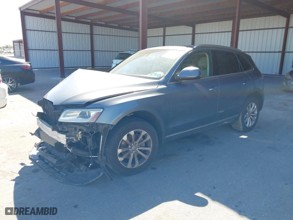 2013 Audi Q5 Premium with VIN WA1CFAFP0DA065060, listed as a IAAI auction lot 41720542 with 104,656 mi miles. Bid and sale history available at carsss.com. Image 2.