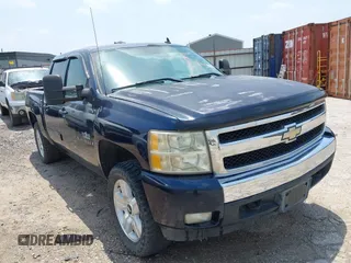 2007 Chevrolet Silverado 1500 1LT with VIN 2GCEC13J971511292, listed as a IAAI auction lot 42181818 with 239,647 mi miles and . Bid and sale history available at DreamBid. Image 1.