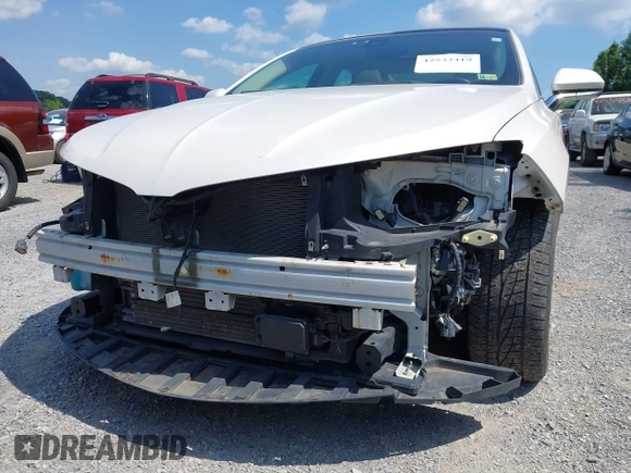 2013 Lincoln MKZ Hybrid with VIN 3LN6L2LU6DR807667, listed as a IAAI auction lot 42533419 with 90,327 mi miles and . Bid and sale history available at DreamBid. Image 13.
