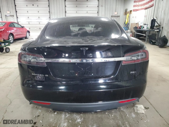 2015 Tesla Model S 85D with VIN 5YJSA1E28FF111721, listed as a Copart auction lot 44334565 with 143374 miles and Salvage Title. Bid and sale history available at carsss.com. Image 6.