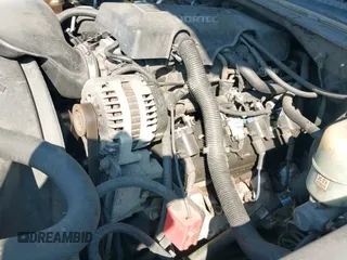 2000 GMC Sierra 1500 SLE z VIN 1GTEK19T5YE243255, wystawiony jako IAAI lot #42870917 z przebiegiem 258 489 mil mil oraz . Historia ofert i sprzedaży dostępna na DreamBid. Obrazek 19.