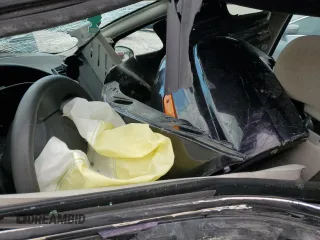 2000 Saturn SL with VIN 1G8ZK5274YZ145472, listed as a Copart auction lot 42871945 with Not provided miles and Salvage title. Bid and sale history available at DreamBid. Image 7.