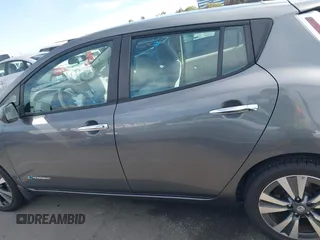 2017 Nissan LEAF S with VIN 1N4BZ0CP1HC302579, listed as a IAAI auction lot 41920542 with 37,462 mi miles. Bid and sale history available at carsss.com. Image 14.
