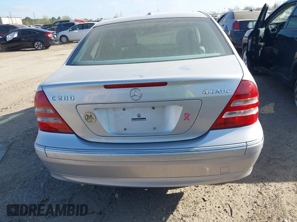2007 Mercedes-Benz C 280 Luxury с VIN WDBRF92H67F898381, выставлен на аукционе IAAI как лот 41802139 с пробегом 147 866 миль миль и . История ставок и продаж доступна на DreamBid. Изображение 16.