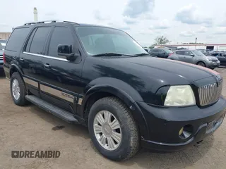 2003 Lincoln Navigator Luxury z VIN 5LMFU28R13LJ43211, wystawiony jako IAAI lot #42331844 z przebiegiem 166 139 mil mil oraz . Historia ofert i sprzedaży dostępna na DreamBid. Obrazek 1.