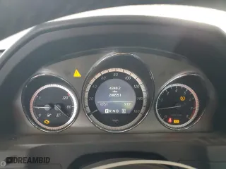 2009 Mercedes-Benz C-Class 3.0L Sport with VIN WDDGF54X39R070544, listed as a Copart auction lot 52791075 with 208,551 mi miles and Salvage Title. Bid and sale history available at carsss.com. Image 9.