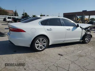 2017 Jaguar XF 35t with VIN SAJBS4BV0HCY27768, listed as a Copart auction lot 70911944 with 105,964 mi miles and Non Repairable. Bid and sale history available at carsss.com. Image 3.