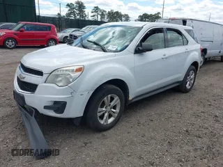 2011 Chevrolet Equinox LS with VIN 2GNALBEC2B1172040, listed as a IAAI auction lot 42059522 with 999,999 mi miles. Bid and sale history available at carsss.com. Image 2.