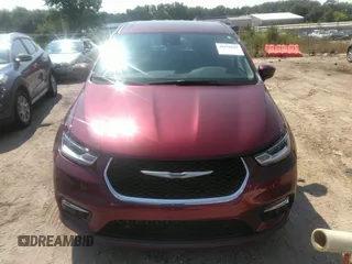 2023 Chrysler Pacifica Touring L with VIN 2C4RC1BG5PR505661, listed as a IAAI auction lot 42675532 with 8,525 mi miles and . Bid and sale history available at DreamBid. Image 12.