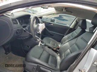2014 Volkswagen Jetta SE with VIN 3VWD17AJXEM359307, listed as a Copart auction lot 59985785 with 152,180 mi miles and Clean title. Bid and sale history available at DreamBid. Image 7.