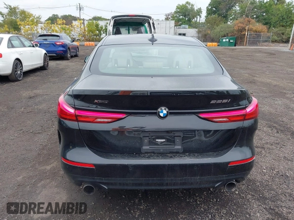 2023 BMW 2 Series 228i xDrive with VIN WBA73AK04P7M57630, listed as a IAAI auction lot 40442904 with 26,686 mi miles and . Bid and sale history available at carsss.com. Image 16.