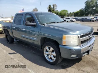 2010 Chevrolet Silverado 1500 LT with VIN 3GCRCSE09AG251406, listed as a Copart auction lot 54136905 with 205,048 mi miles and Clean Title. Bid and sale history available at DreamBid. Image 4.