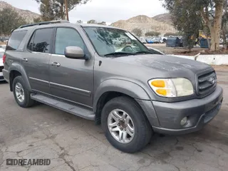 2004 Toyota Sequoia Limited with VIN 5TDZT38AX4S231813, listed as a IAAI auction lot 41512942 with 187,734 mi miles. Bid and sale history available at carsss.com. Image 1.
