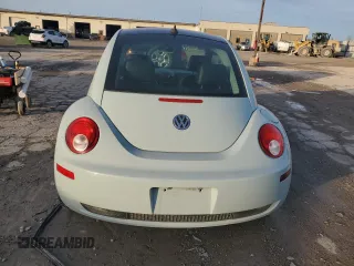 2010 Volkswagen New Beetle Coupe with VIN 3VWRG3AG6AM026730, listed as a Copart auction lot 84917584 with 0 mi miles and Salvage Title. Bid and sale history available at carsss.com. Image 6.