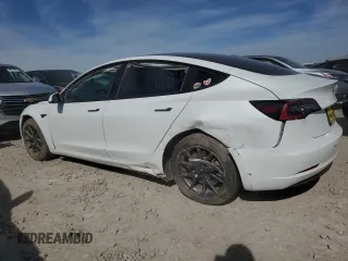 2022 Tesla Model 3 Long Range with VIN 5YJ3E1EB4NF317528, listed as a Copart auction lot 48573565 with 30,541 mi miles and Salvage Title. Bid and sale history available at carsss.com. Image 2.