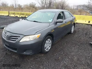2010 Toyota Camry with VIN 4T1BF3EK0AU041026, listed as a IAAI auction lot 41938955 with 288,703 mi miles. Bid and sale history available at carsss.com. Image 2.