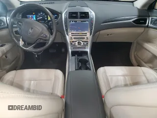 2019 Lincoln MKZ Hybrid Reserve II with VIN 3LN6L5MU8KR620816, listed as a Copart auction lot 58472075 with 38,421 mi miles and Salvage title. Bid and sale history available at DreamBid. Image 8.