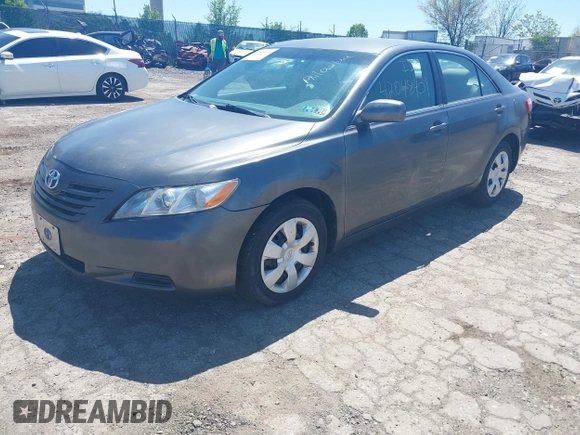 2007 Toyota Camry CE with VIN 4T1BE46K77U046272, listed as a IAAI auction lot 42048401 with 1 mi miles. Bid and sale history available at carsss.com. Image 2.
