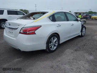 2015 Nissan Altima 2.5 S with VIN 1N4AL3AP6FN338772, listed as a IAAI auction lot 41920286 with 22,173 mi miles. Bid and sale history available at carsss.com. Image 4.