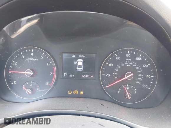 2017 Kia Cadenza Premium with VIN KNALC4J14H5041469, listed as a IAAI auction lot 42021353 with 127,081 mi miles. Bid and sale history available at carsss.com. Image 7.