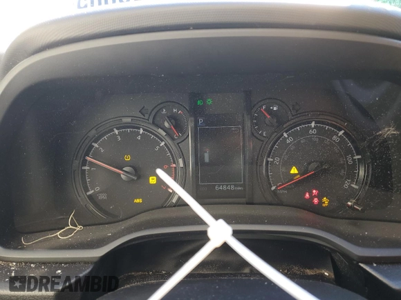 2021 Toyota 4Runner SR5 с VIN JTEMU5JRXM5885327, выставлен на аукционе Copart как лот 87850005 с пробегом 64 848 миль миль и На запчасти • Non repairable. История ставок и продаж доступна на DreamBid. Изображение 9.