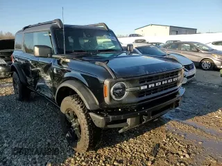 2024 Ford Bronco z VIN 1FMEE1BPXRLA33991, wystawiony jako Copart lot #42259825 z przebiegiem 24 969 mil mil oraz Szkoda całkowita • Salvage title. Historia ofert i sprzedaży dostępna na DreamBid. Obrazek 14.