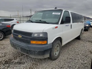 2021 Chevrolet Express Passenger LS z VIN 1GAZGNF73M1236963, wystawiony jako Copart lot #75325424 z przebiegiem 26 172 mil mil oraz Szkoda całkowita • Salvage title. Historia ofert i sprzedaży dostępna na DreamBid. Obrazek 1.