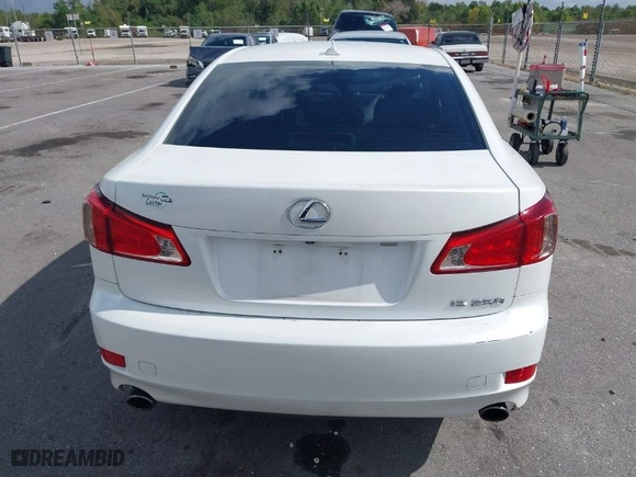 2011 Lexus IS 250 with VIN JTHBF5C2XB5140997, listed as a IAAI auction lot 40772353 with NaN miles. Bid and sale history available at carsss.com. Image 16.