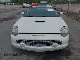 2003 Ford Thunderbird Deluxe with VIN 1FAHP60A03Y113355, listed as a IAAI auction lot 41890414 with 147,620 mi miles. Bid and sale history available at carsss.com. Image 6.