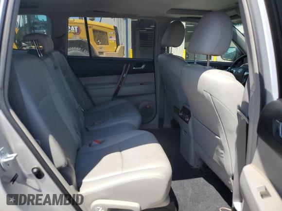 2011 Toyota Highlander Limited with VIN JTEDC3EH5B2000605, listed as a Copart auction lot 58140835 with 186,280 mi miles and Salvage title. Bid and sale history available at DreamBid. Image 11.