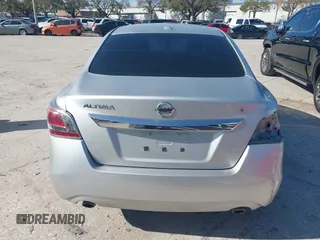 2015 Nissan Altima S with VIN 1N4AL3AP4FN304233, listed as a IAAI auction lot 41463418 with 233,084 mi miles and . Bid and sale history available at carsss.com. Image 17.