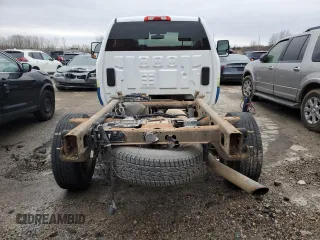 2017 Chevrolet Silverado 1500 with VIN 1GB0CUEG6HZ246969, listed as a Copart auction lot 47826245 with 132,815 mi miles and Salvage Title. Bid and sale history available at DreamBid. Image 6.