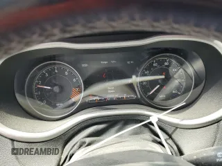 2014 Jeep Cherokee Limited z VIN 1C4PJLDS7EW238019, wystawiony jako Copart lot #55420005 z przebiegiem 132 826 mil mil oraz Szkoda całkowita • Salvage title. Historia ofert i sprzedaży dostępna na DreamBid. Obrazek 9.