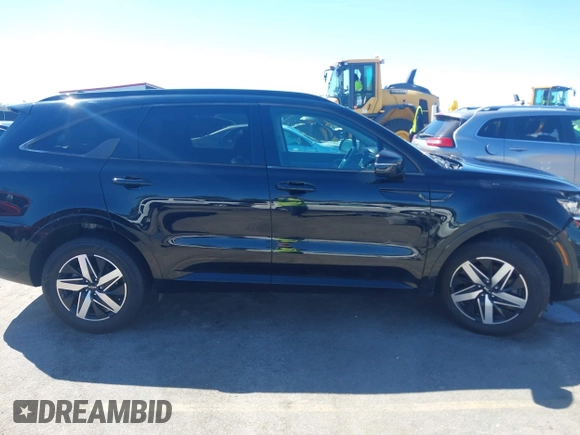 2022 Kia Sorento S with VIN 5XYRL4LC3NG097014, listed as a IAAI auction lot 41760355 with 88,192 mi miles. Bid and sale history available at carsss.com. Image 13.