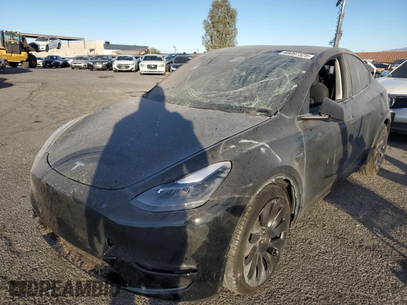 2023 Tesla Model Y Performance with VIN 7SAYGDEF5PF966796, listed as a Copart auction lot 88097325 with 6,927 mi miles and Salvage Title. Bid and sale history available at DreamBid. Image 1.