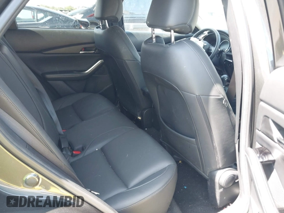 2025 Mazda CX-30 S Carbon Edition z VIN 3MVDMBCMXSM751668, wystawiony jako IAAI lot #42329444 z przebiegiem 16 735 mil mil oraz . Historia ofert i sprzedaży dostępna na DreamBid. Obrazek 8.