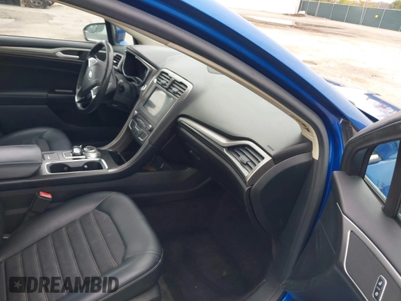 2017 Ford Fusion SE z VIN 3FA6P0H7XHR372552, wystawiony jako IAAI lot #41961909 z przebiegiem 139 199 mil mil oraz . Historia ofert i sprzedaży dostępna na DreamBid. Obrazek 5.