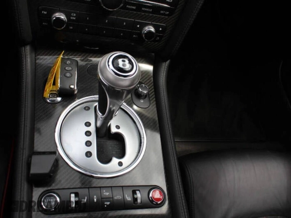 2010 Bentley Continental GT with VIN SCBCU8ZAXAC063914, listed as a Copart auction lot 45789105 with 15,663 mi miles and Clean Title. Bid and sale history available at DreamBid. Image 7.