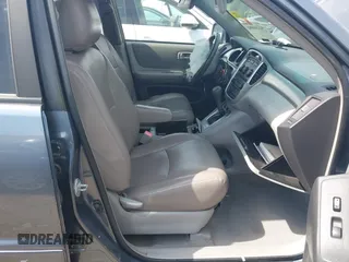 2005 Toyota Highlander z VIN JTEEP21A250089609, wystawiony jako IAAI lot #42266881 z przebiegiem 198 774 mil mil oraz . Historia ofert i sprzedaży dostępna na DreamBid. Obrazek 5.