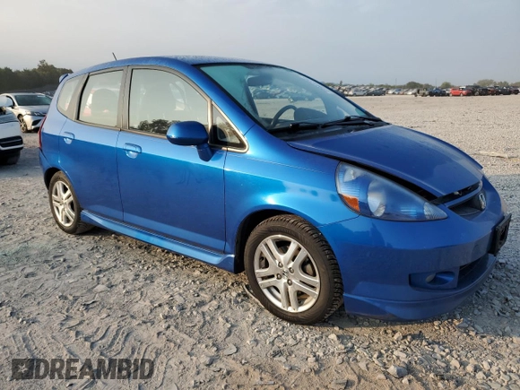 2007 Honda Fit Sport with VIN JHMGD37657S061775, listed as a Copart auction lot 69941734 with 213,944 mi miles and Salvage Title. Bid and sale history available at carsss.com. Image 4.