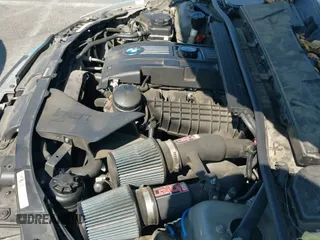 2007 BMW 3 Series 335i с VIN WBAWL73527PX45476, выставлен на аукционе IAAI как лот 43288112 с пробегом 130 706 миль миль и . История ставок и продаж доступна на DreamBid. Изображение 12.